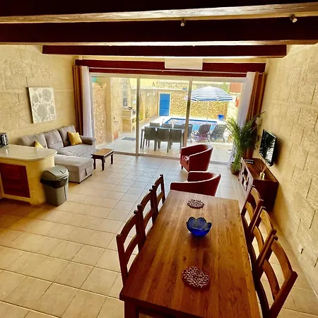 Casa vacanze Diana Farmhouse Gozo 4 Bedrooms *