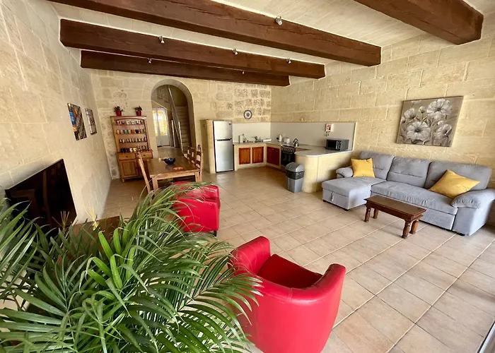 Diana Farmhouse Gozo 4 Bedrooms * Qala