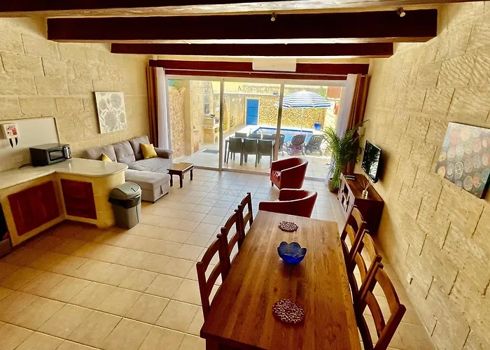 Tatil Evi Diana Farmhouse Gozo 4 Bedrooms *
